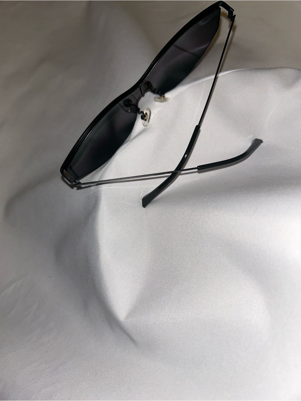 Sleek Black Rimless Women's Sunglasses